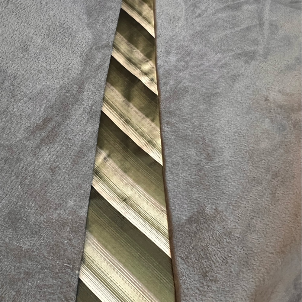 Zylos Green Necktie